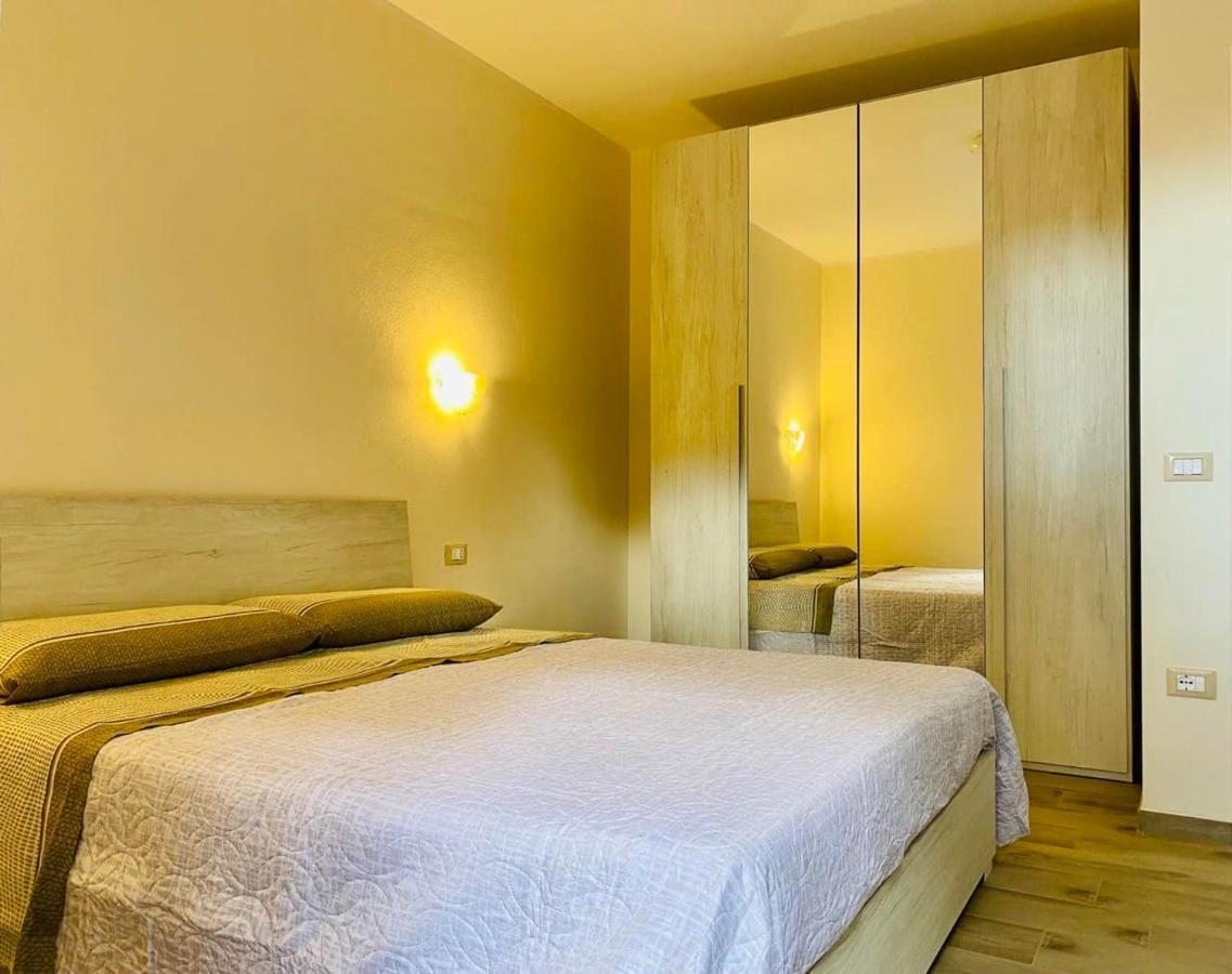 Nuova Residenza Dei 7 Pini A Pochi Passi Dal Mare Apartment ปอร์โตปีโน ภายนอก รูปภาพ