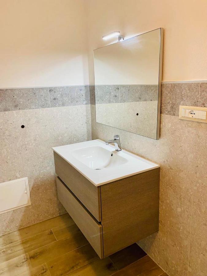 Nuova Residenza Dei 7 Pini A Pochi Passi Dal Mare Apartment ปอร์โตปีโน ภายนอก รูปภาพ