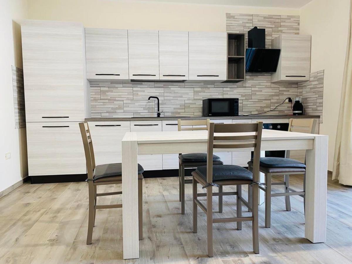 Nuova Residenza Dei 7 Pini A Pochi Passi Dal Mare Apartment ปอร์โตปีโน ภายนอก รูปภาพ