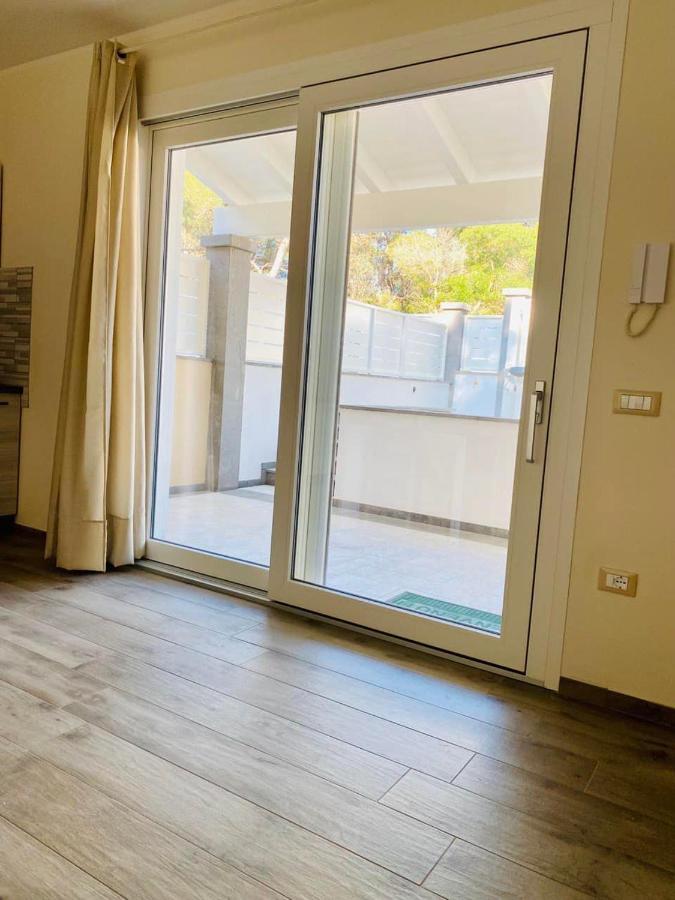 Nuova Residenza Dei 7 Pini A Pochi Passi Dal Mare Apartment ปอร์โตปีโน ภายนอก รูปภาพ